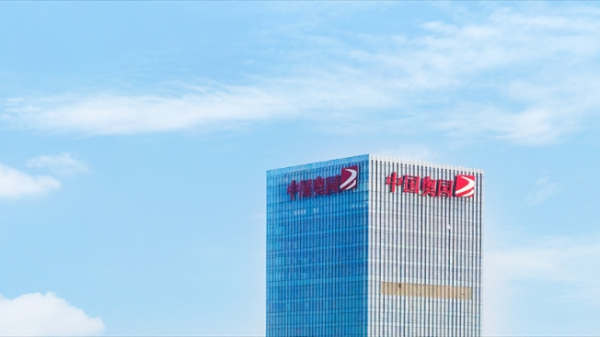 商务部部长王文涛会见美国奥尔布赖特石桥集团高级顾问薄迈伦