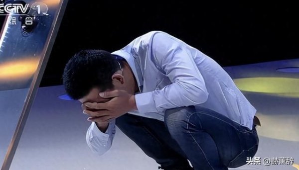 6岁男孩为躲母亲殴打，离家出走22年，长大后才得知母亲悲惨人生