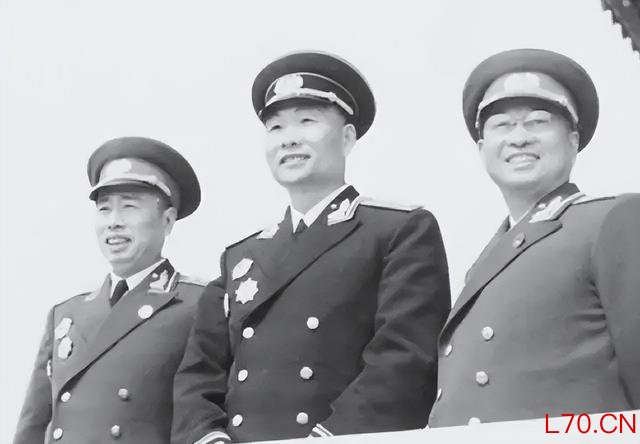 （宋任穷，萧劲光和陈赓）
