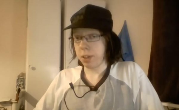 小哥长太丑爆红竟成功吸引美女网恋！成功结婚生娃，网友：你小子！