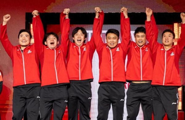 中国男团、女团夺冠后, 韩媒、日媒接连发声锐评, 态度出奇一致